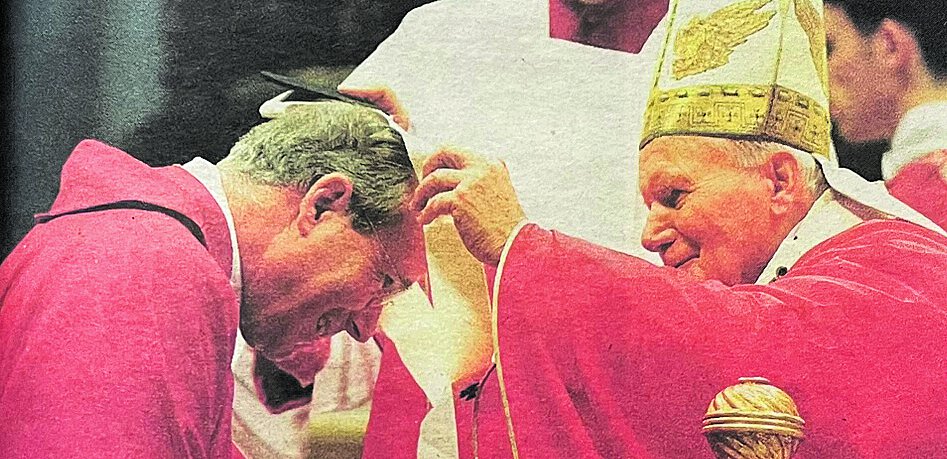 1996 erhielt der Wiener Erzbischof Christoph Schönborn das Pallium.