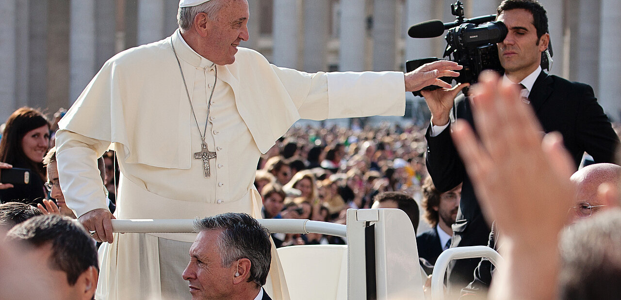 Papst Franziskus fühlte sich, nach Kritik an seiner Aussage, missverstanden. 