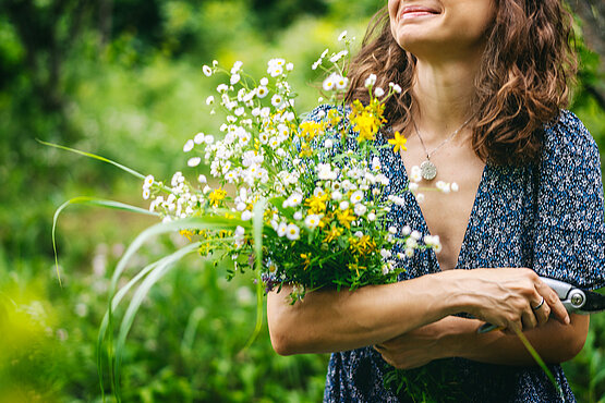 Beliebt: die gesegneten Kräuter- und Blumenbuschen zu Mariä Himmelfahrt.