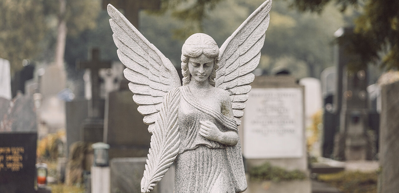 Sie behüten uns auf allen Wegen: Engel auf dem Wiener Zentralfriedhof.