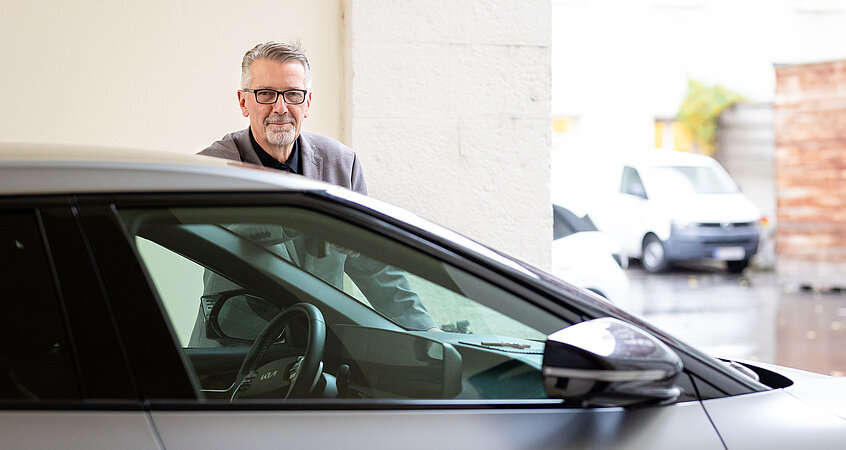 Werner Bittenauer ist seit März 2022 als Fahrer des Kardinals tätig. 