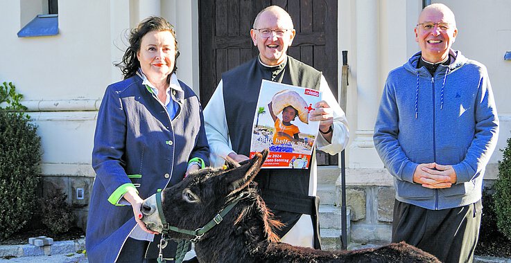 Pater Karl Wallner von Missio: „Der Esel ist ein unbeachtetes Tier, das hart arbeitet und schwere Lasten trägt und das einzige Tier, das Christus tragen durfte."